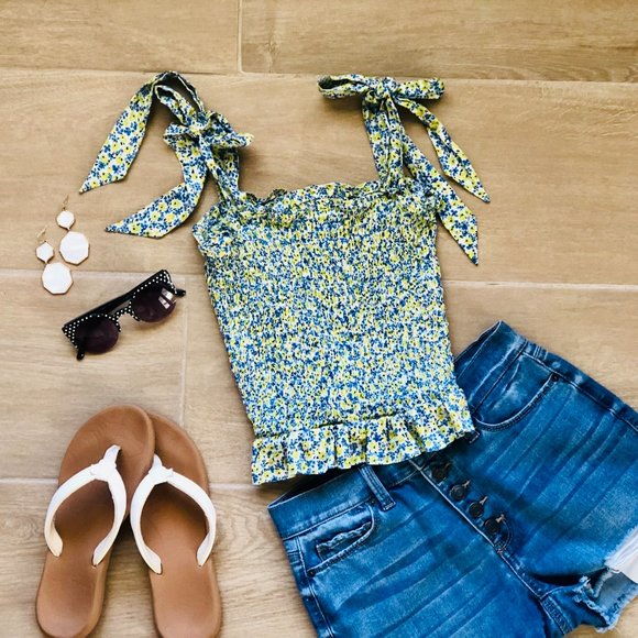 Floral Print Shirred Tank with Shoulder Ties - Picture 5 of 6